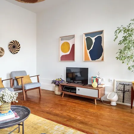 Own Places Clerigos Апартаменты